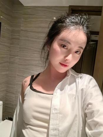 917-532-2464, 23  female escort, Manhattan