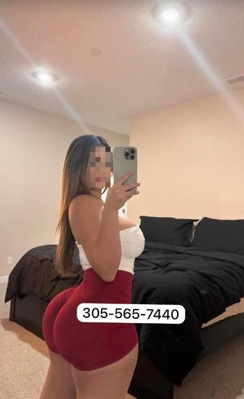 Olivia, 42  female escort, Manhattan