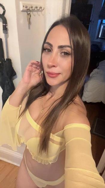 Alexa, 43  female escort, Manhattan