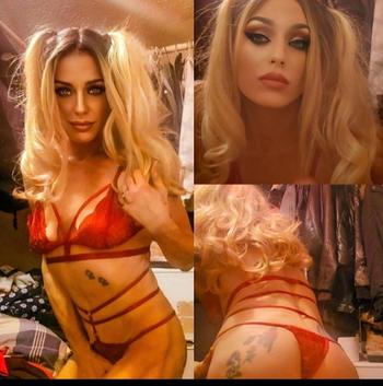 Bridget Bombshell, 48  female escort, Manhattan