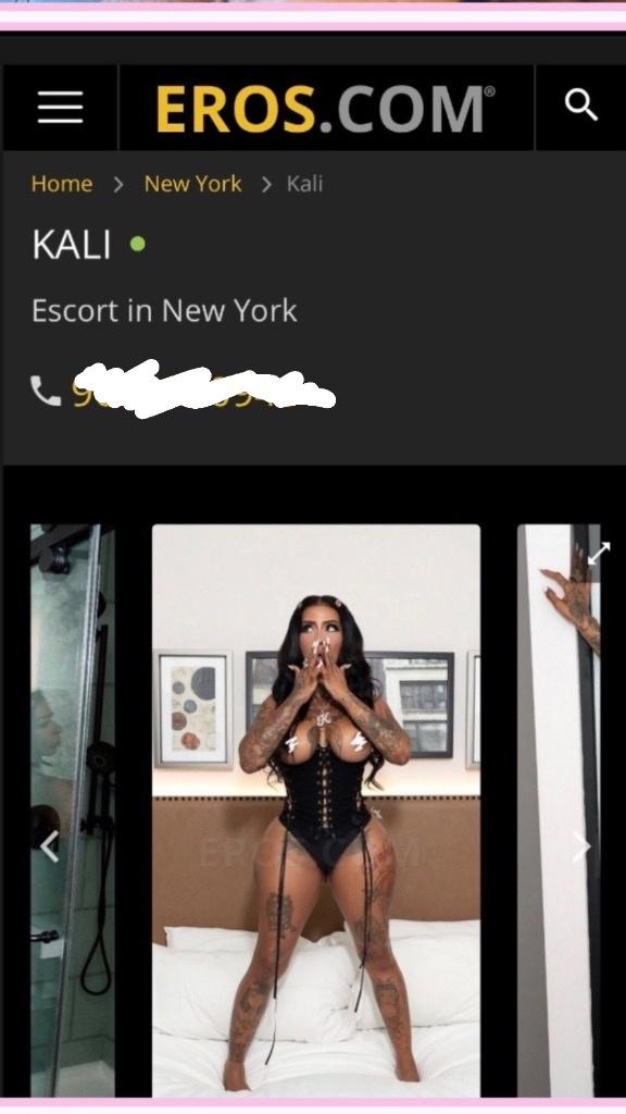 escort photo 16